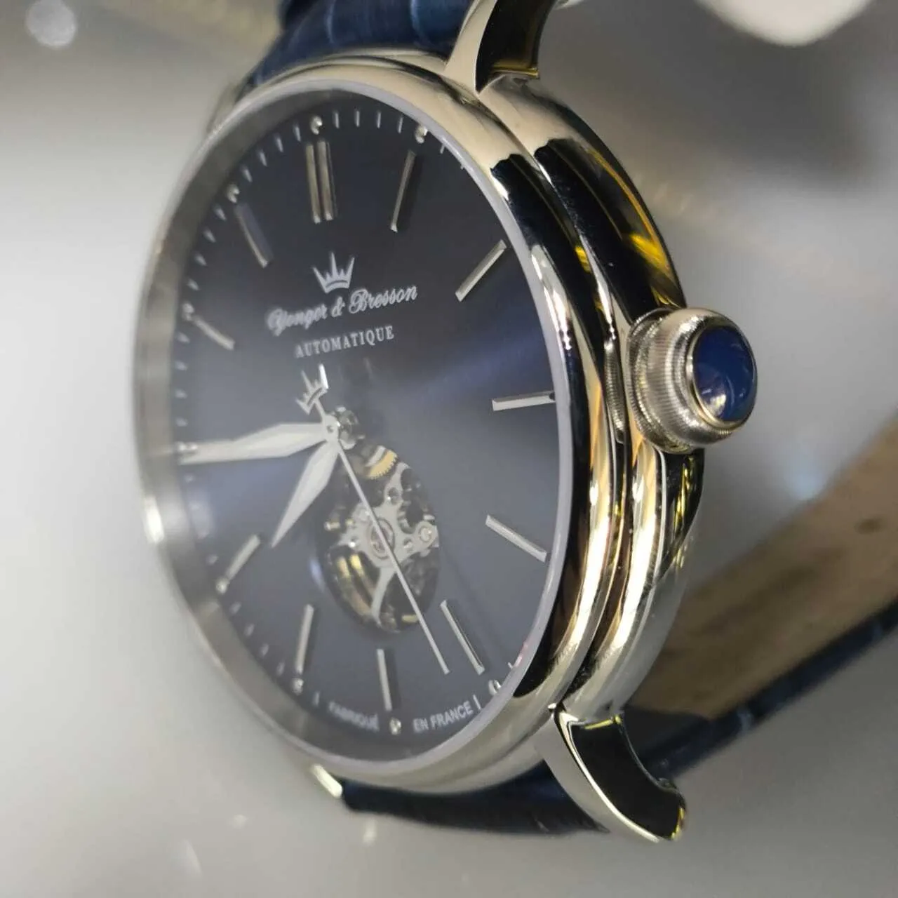 YOUNGER &amp; BRESSON YBH852452B